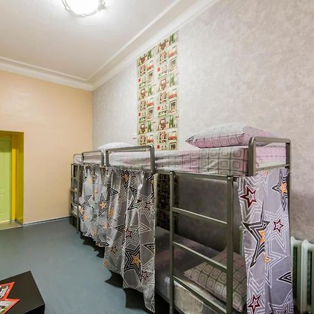 Hostel Vokzalnaya Kiev Exteriör bild